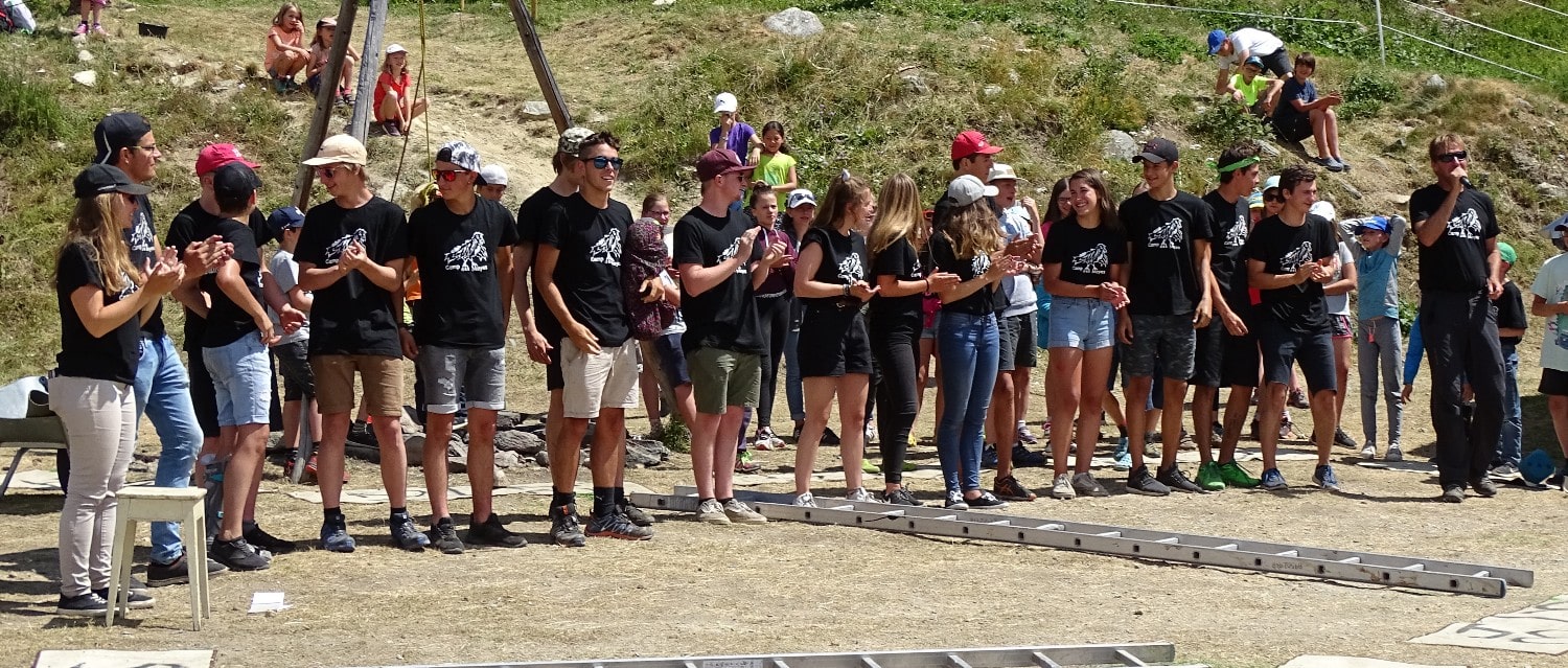 Monos 2018